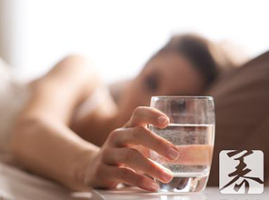 身体7种病治疗只需一杯水